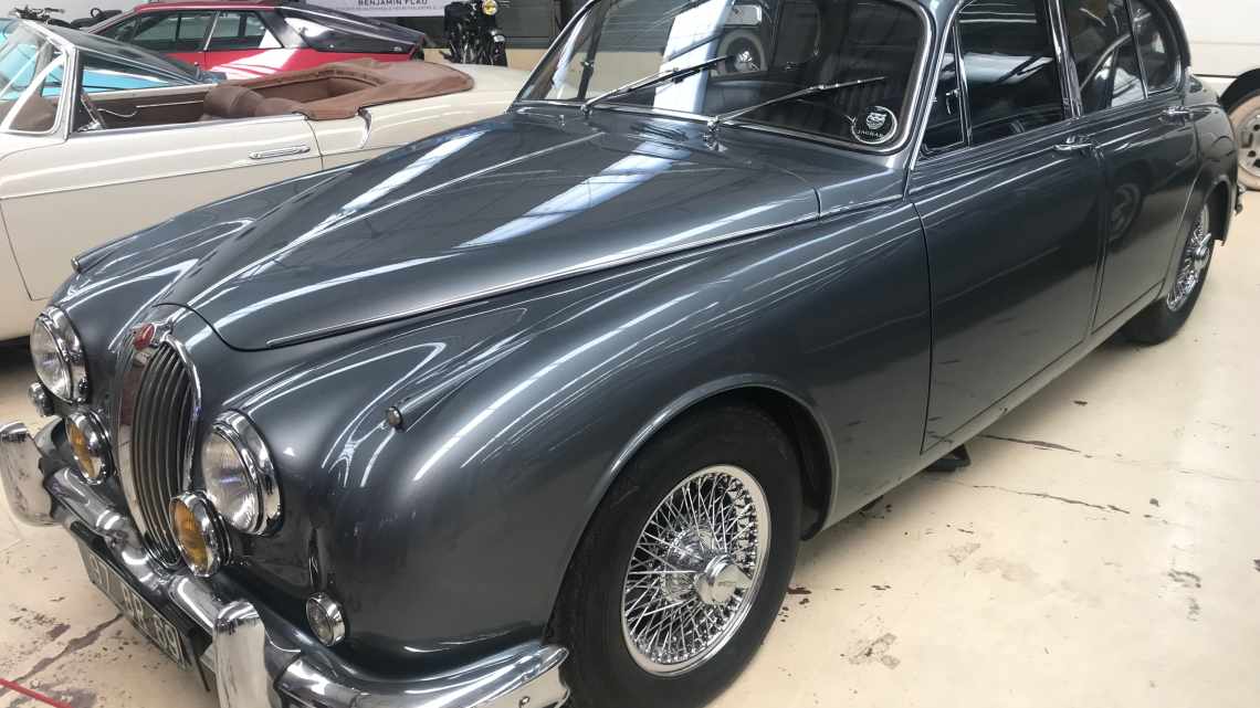 Полный жизни Jaguar Mk2 уйдет с молотка