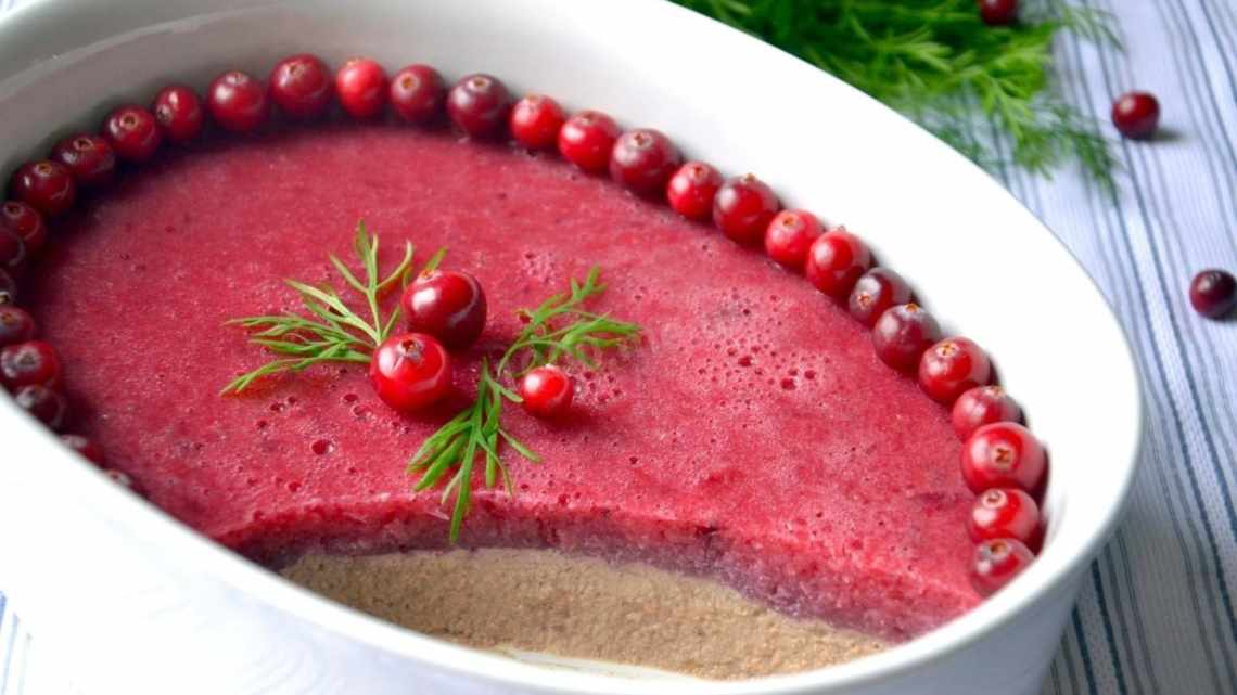 Паштет из курицы с клюквенным желе