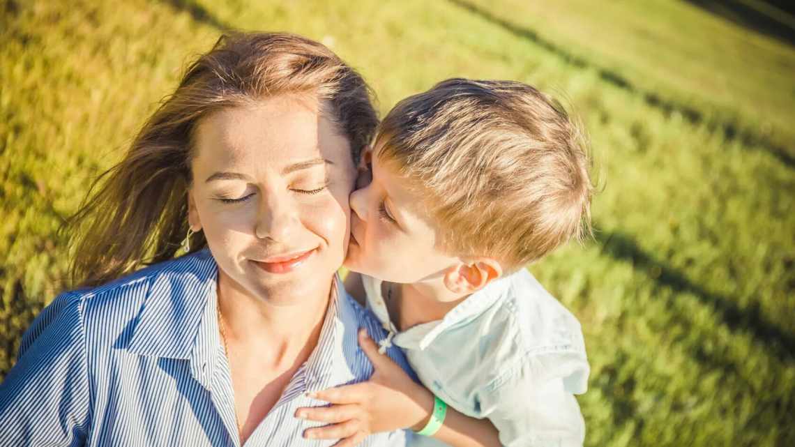 Мать и сын: как воспитать мужчину