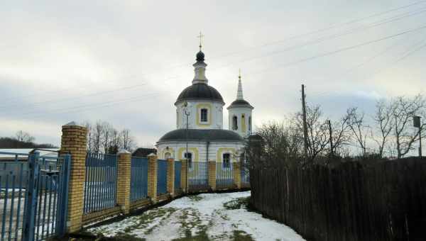 Рождественская церковь в Поречье