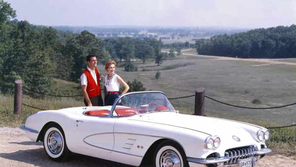 Автомобиль дня: 1959’ Chevrolet Corvette «Purple People Eater»