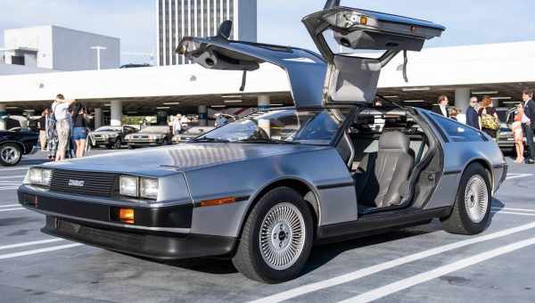 DeLorean возобновит сборку «машин времени»