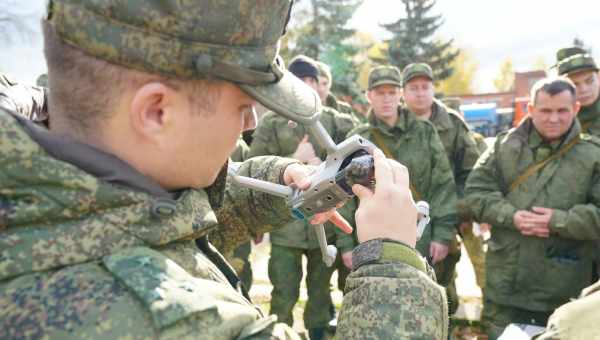 6 маловідомих способів поставити на службу городу звичайний оцет